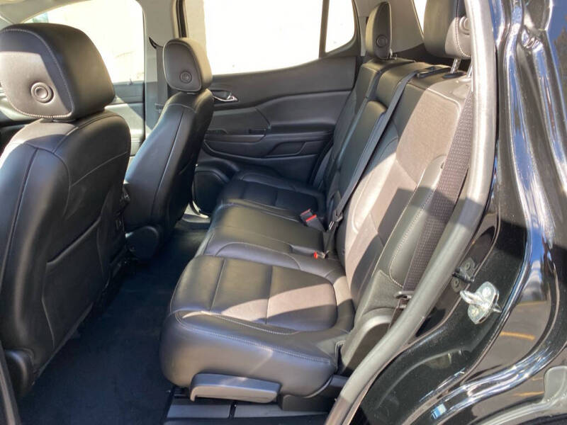 2019 GMC Acadia SLT-1