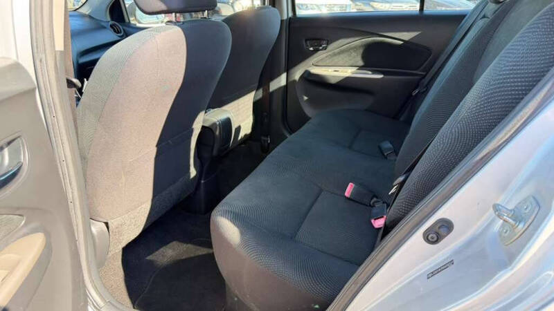 2011 Toyota Yaris