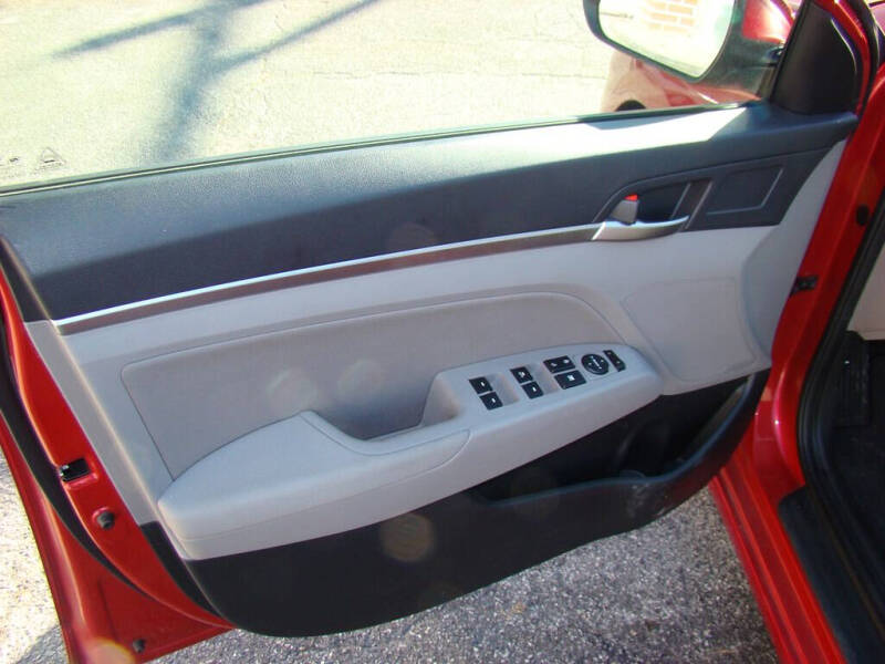 2020 Hyundai Elantra