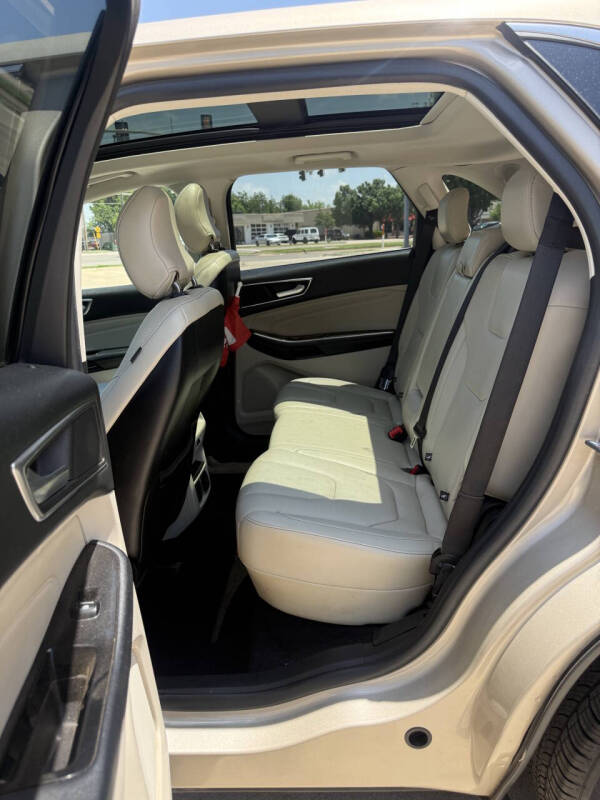2017 Ford Edge Titanium