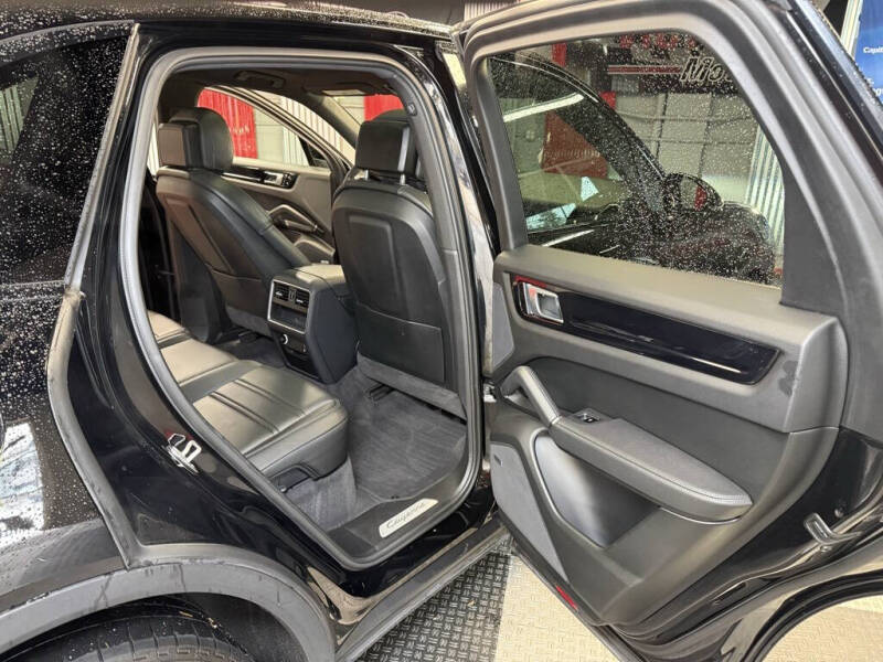 2020 Porsche Cayenne