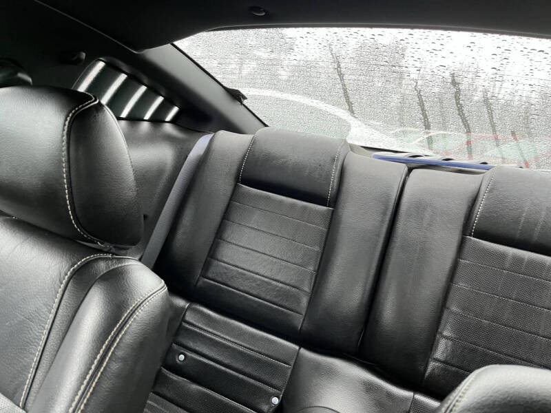 2010 Ford Mustang V6