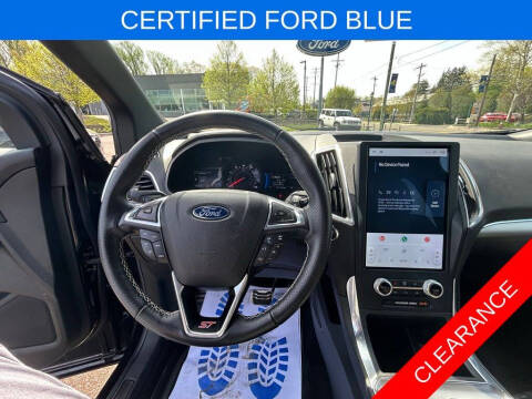 2022 Ford Edge ST