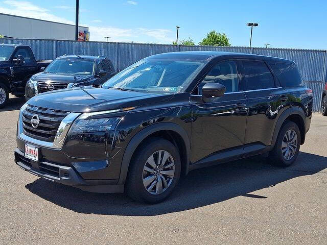 2024 Nissan Pathfinder S