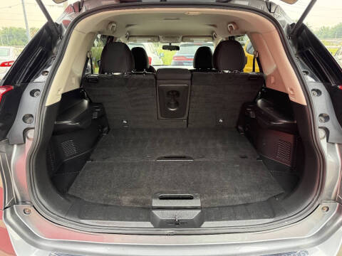 2017 Nissan Rogue SV