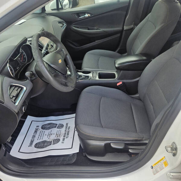 2019 Chevrolet Cruze LS