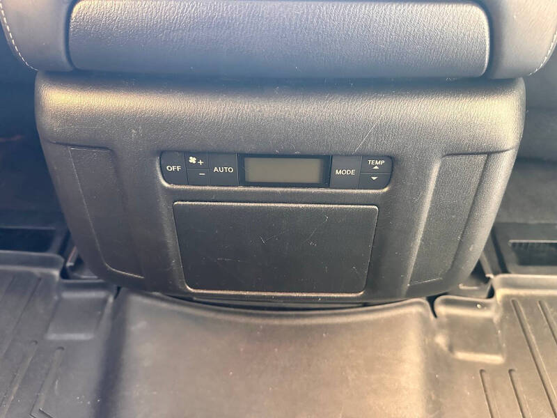 2017 Infiniti QX80