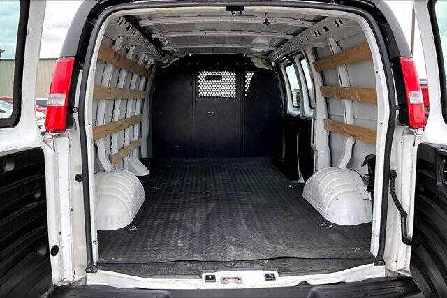 2024 Chevrolet Express 2500