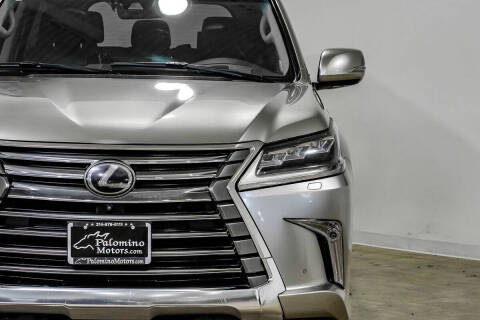 2019 Lexus LX 570 Three-Row