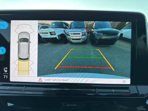 2025 Volkswagen Atlas Cross Sport SE