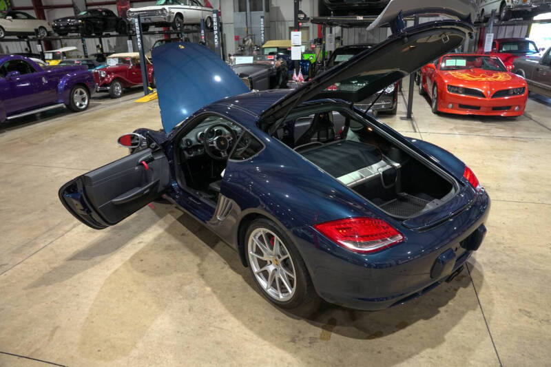 2012 Porsche Cayman R