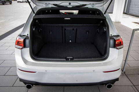 2025 Volkswagen Golf GTI SE