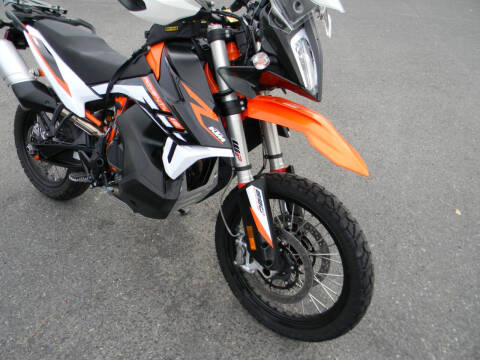 2022 KTM 890 Adventure R