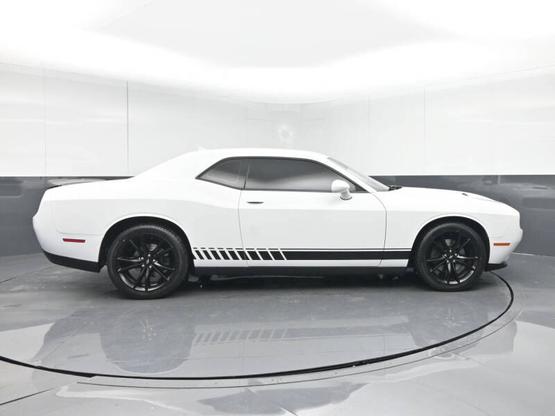 2017 Dodge Challenger SXT