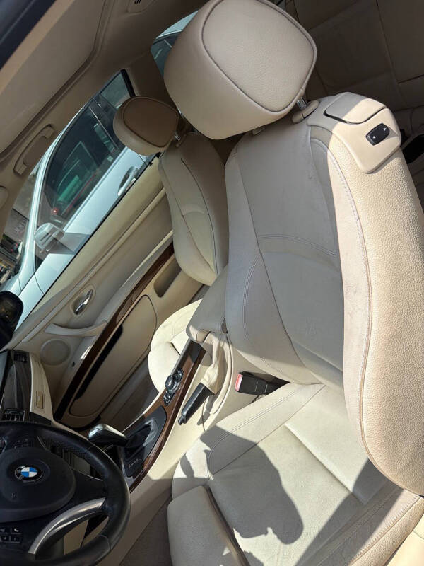 2011 BMW 3 Series 328i