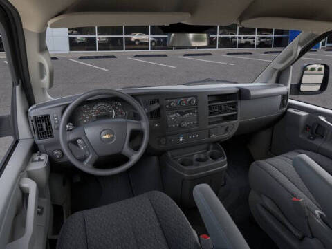 2025 Chevrolet Express 2500