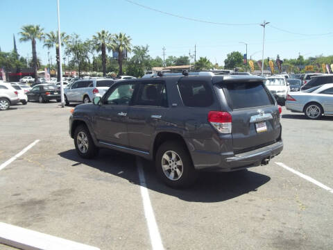 2013 Toyota 4Runner SR5