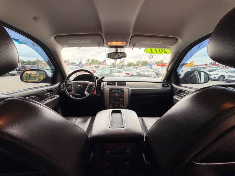 2011 Chevrolet Avalanche LT