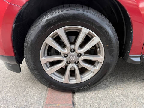 2015 Nissan Pathfinder SV
