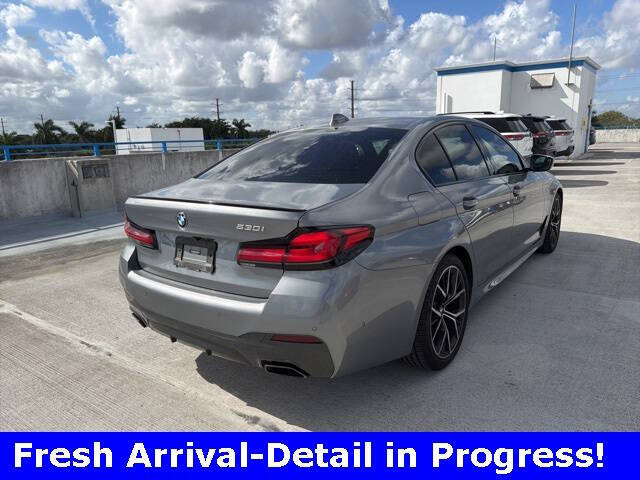 2023 BMW 5 Series 530i
