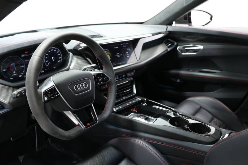 2022 Audi RS e-tron GT quattro