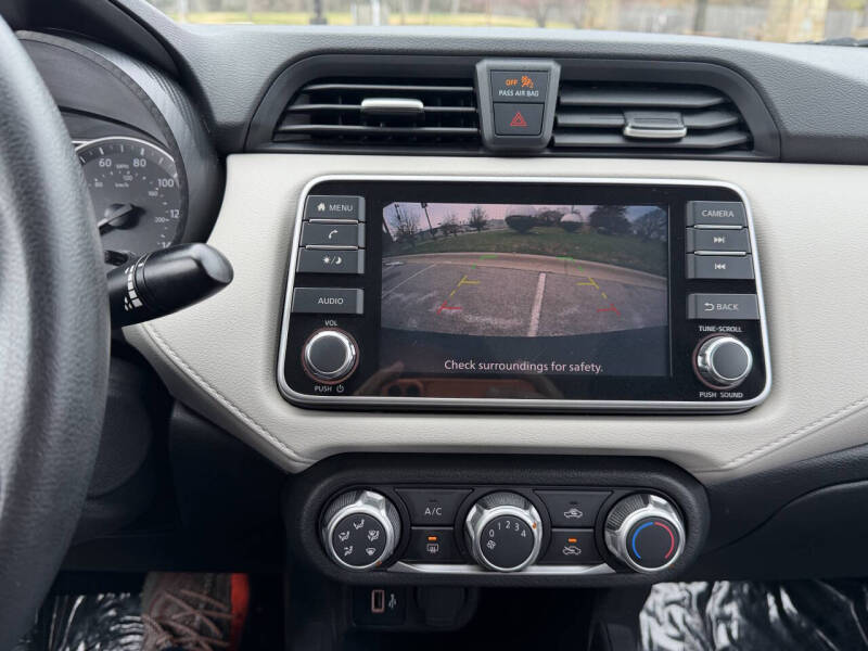 2021 Nissan Versa SV