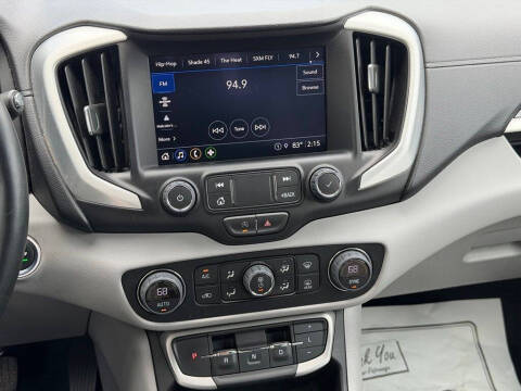 2023 GMC Terrain SLT