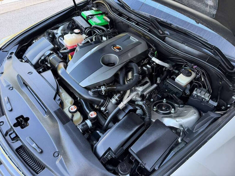 2018 Lexus IS 300