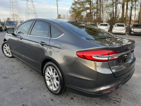 2017 Ford Fusion SE