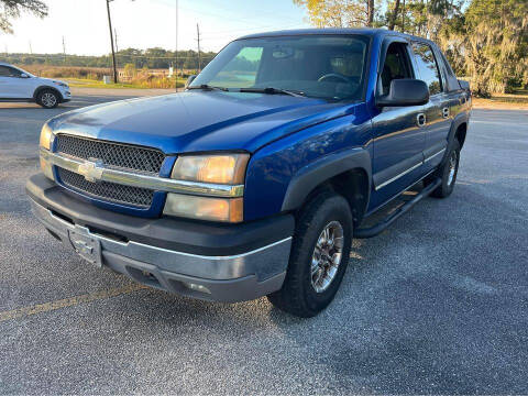 2004 Chevrolet Avalanche for sale at DRIVELINE in Savannah GA