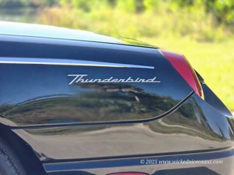 2005 Ford Thunderbird Deluxe