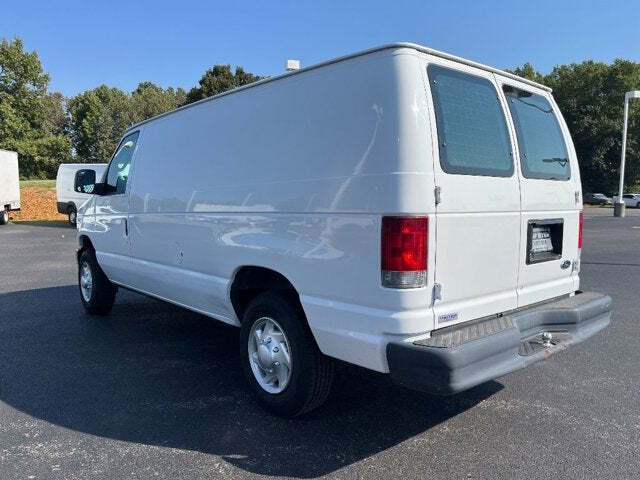 2011 Ford E-Series E-150