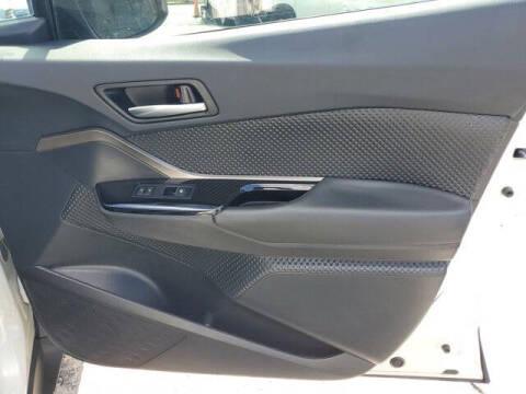 2019 Toyota C-HR XLE