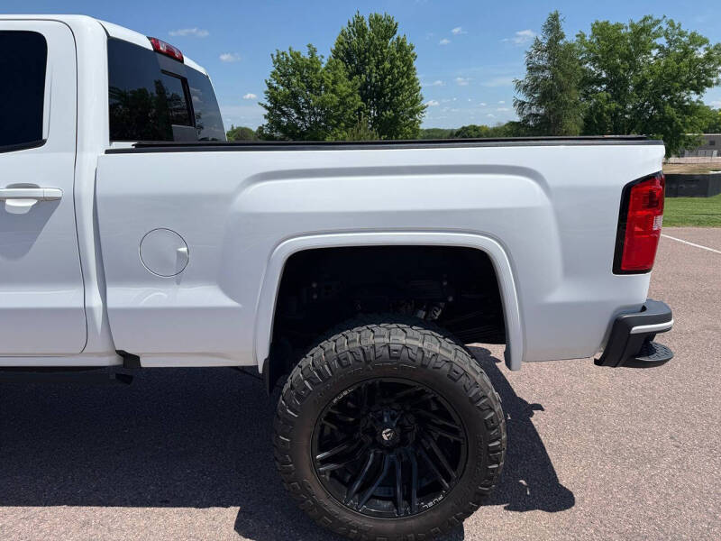 2017 GMC Sierra 3500HD Denali