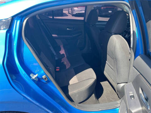 2023 Nissan Sentra SR