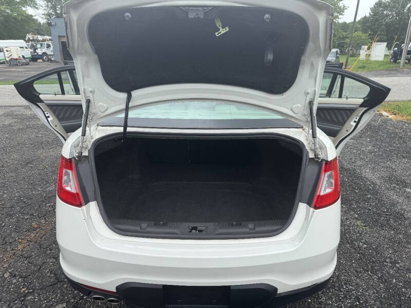 2012 Ford Taurus SE