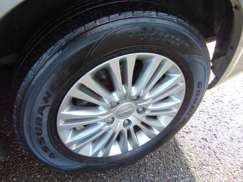 2015 Chrysler Town and Country Touring-L