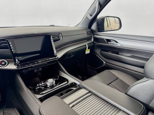 2026 Jeep Grand Wagoneer