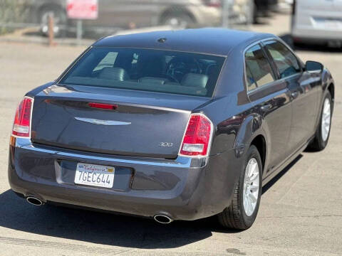 2014 Chrysler 300