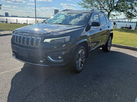 2019 Jeep Cherokee Overland