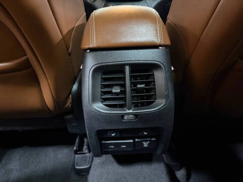 2019 Jeep Cherokee Overland