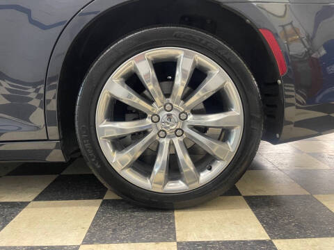 2017 Chrysler 300 C