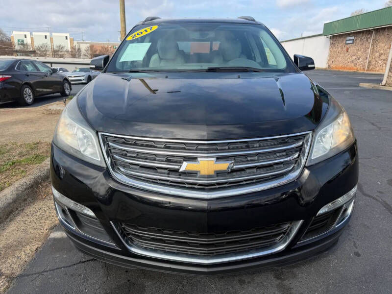 2017 Chevrolet Traverse LT