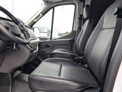 2025 Ford Transit 250