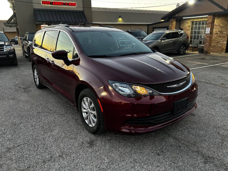 2017 Chrysler Pacifica Touring