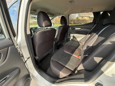 2017 Nissan Rogue Sport S