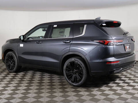 2026 Mitsubishi Outlander LE