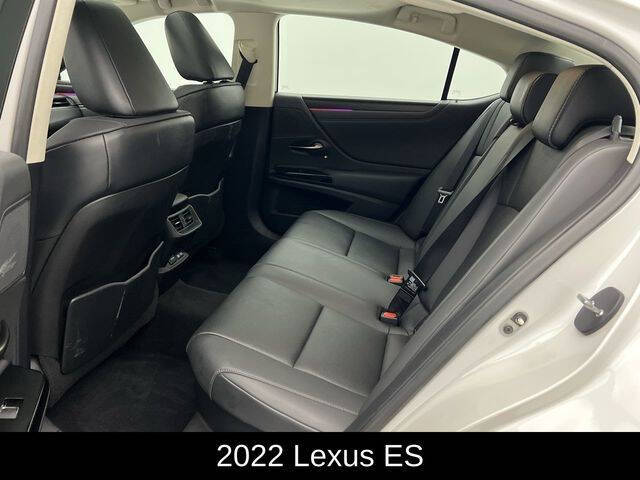 2022 Lexus ES 300h