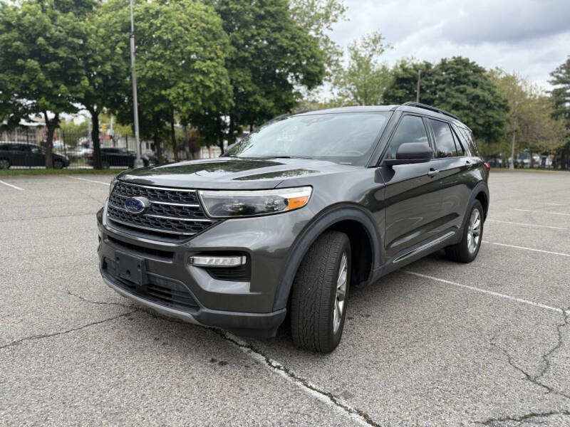 2020 Ford Explorer XLT 4WD's photo