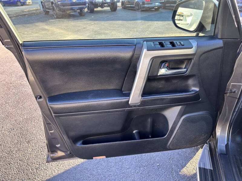 2014 Toyota 4Runner SR5